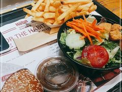 -The Habit Burger Grill 哈比特汉堡(爱琴海店)