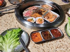 -姜胖胖韩式自助烤肉(光明万达店)