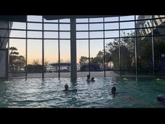 -上海滴水湖皇冠假日酒店