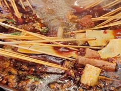 -拈签一笑黄牛肉辣卤串串