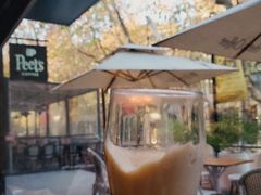 -Peet's 皮爷咖啡(东湖路手作店)