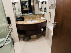 -昆明中心皇冠假日酒店