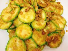 咸蛋黄炒小瓜-甜甜屋(解放中路店)
