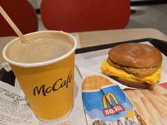 -麦当劳(星光行店)