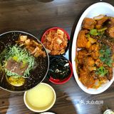 玉米米酒无敌的好喝,度数不高,口感酸甜