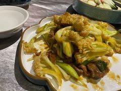 有机花菜炒花肉-川香鼎盛(市桥富华总店)