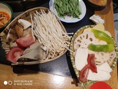 -王婆乔鲜鱼自助火锅(蜀汉路店)
