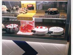 面包甜点陈列柜-DQ·蛋糕·冰淇淋(龙湖狮山天街店)
