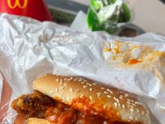 -麦当劳(郑州银基店)