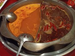 鸳鸯老火锅-山城辣妹子(定福庄店)