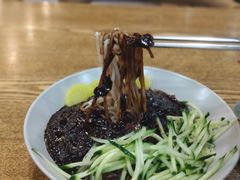 -吴草鸡爪오초닭발韩食堂(融恒盈嘉中心店)