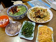 牛肉拉面-伊穆祥牛肉面总店·清真