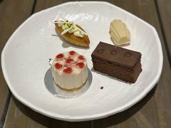 -亚特兰蒂斯-番红花海鲜自助餐厅·鲜活海鲜·小火锅