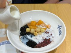 芋圆仙草+芒果+红豆-赵记传承·中式甜品(广州越秀五羊新城店)