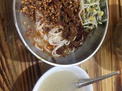 -巍山火巴肉饵丝(大理古城店)