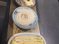 -尚尚仙·酸汤猪手·猪肚鸡火锅(华联万柳购物中心店)