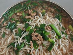 -正宗杨记普洱酸醋米线(总店)