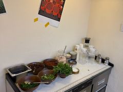 -粉八·云南米线·建水烧烤(常熟路店)