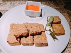 杭州臭豆腐-桂满陇·桃花院落(长泰广场店)