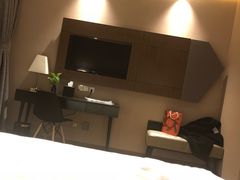 -和颐至尊酒店(上海徐家汇桂林公园地铁站店)