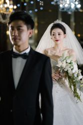 点击看大图 -拉瑞娜LaReine婚纱礼服高级定制