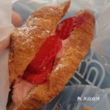 听说巴黎贝甜上热搜啦