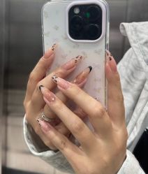 -晨·艺美甲美睫