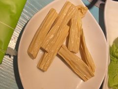 -四季喧黔味豆米火锅(万达广场店)