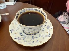 -Café Monson