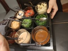 -鼎泰亨·海鲜牛肉餐厅(滨江店)