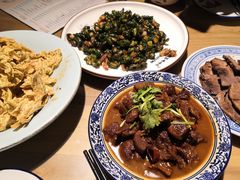 脆瓜炒肉丁-十六中酱肉·烧烤·京菜小馆(五方桥旗舰店)
