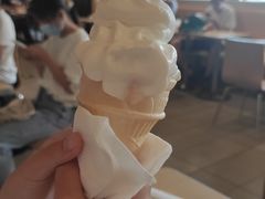 圆筒冰淇淋-麦当劳(军博店)