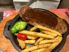 -香港新发烧腊茶餐厅(万象店)