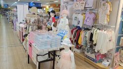 -孩子王(奥克斯广场店)