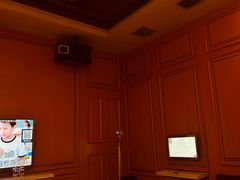 -范特西FANTASY量贩式KTV(民主广场店)