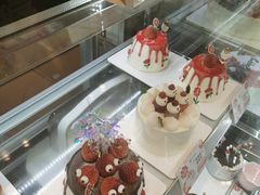-花花卷卷·鲜食蛋糕(静安久光百货店)