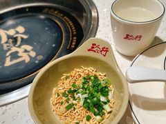 -三人行骨头王火锅(长寿店)
