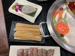 -吴记老锅底麻辣火锅(福州路店)