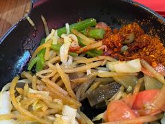 -怪噜范·老贵阳街头名小吃(鸿通城店)