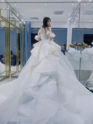点击看大图 -GRACE KELLY婚纱与礼服(北京店)