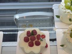 -花花卷卷·鲜食蛋糕(静安久光百货店)