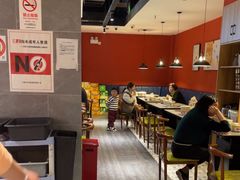 -遇上西雅图多融合海鲜自助餐厅(中房金谊广场店)