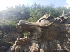 -大平台龙居瀑布旅游区