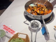 -七欣天香辣蟹火锅(闵行浦江欢乐颂店)