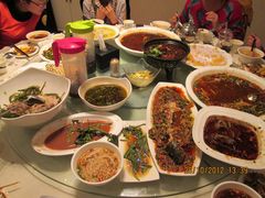 大合影-自贡盐帮菜·玩辣餐厅(樱花园西街店)