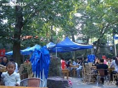 天热有遮阳棚哦-兴福老面馆(寺路街店)