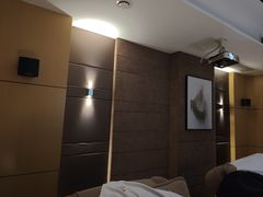 -金色印象·4k影院式足体养生(龙腾路店)