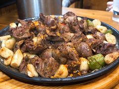 -老东镇啤酒屋海鲜加工·蒸汽海鲜·海鲜烧烤(台东店)