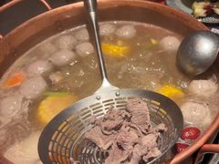 -牛村来人潮汕牛肉火锅(西单店)