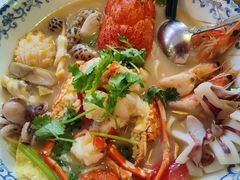 -霆记海鲜·只为这碗面(滨江店)